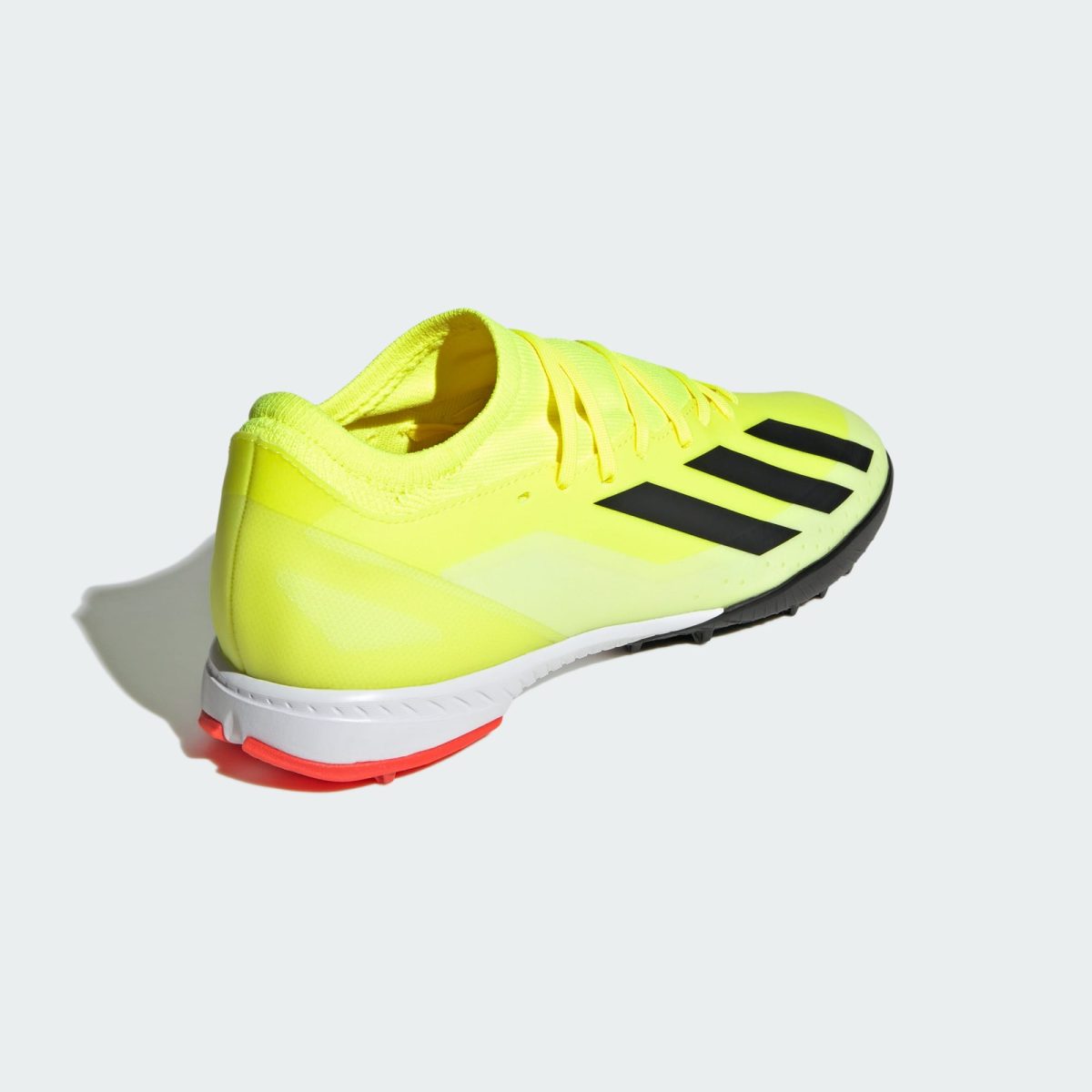 x crazyfast league tf fußballschuh if0698 – Adidas Fussballschuhe für echte Fußballfans